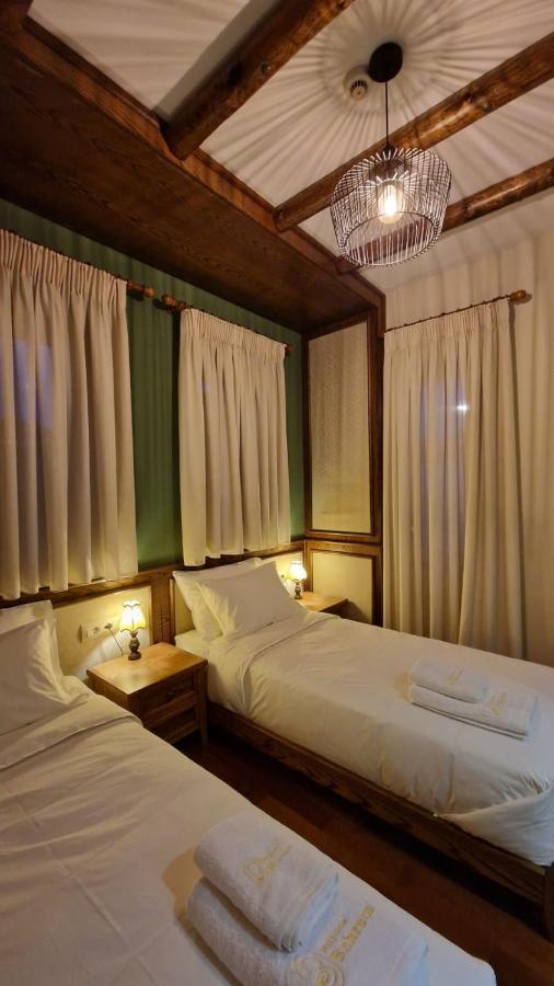 Bujtina Behram Hotel Korça Kültér fotó