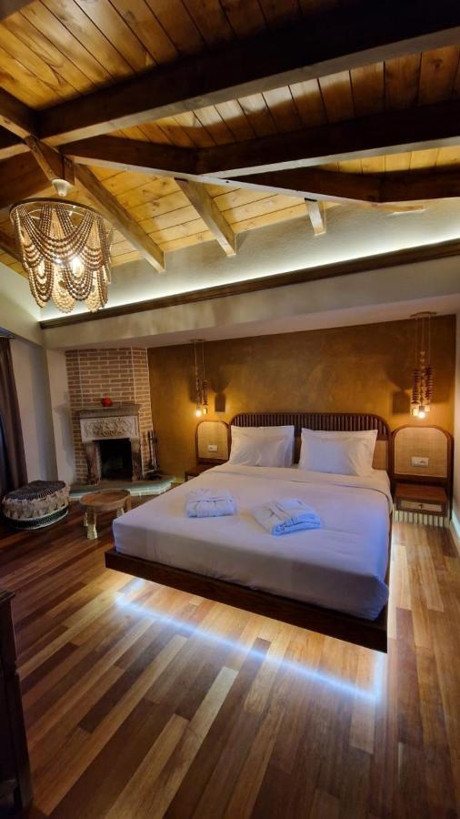 Bujtina Behram Hotel Korça Kültér fotó
