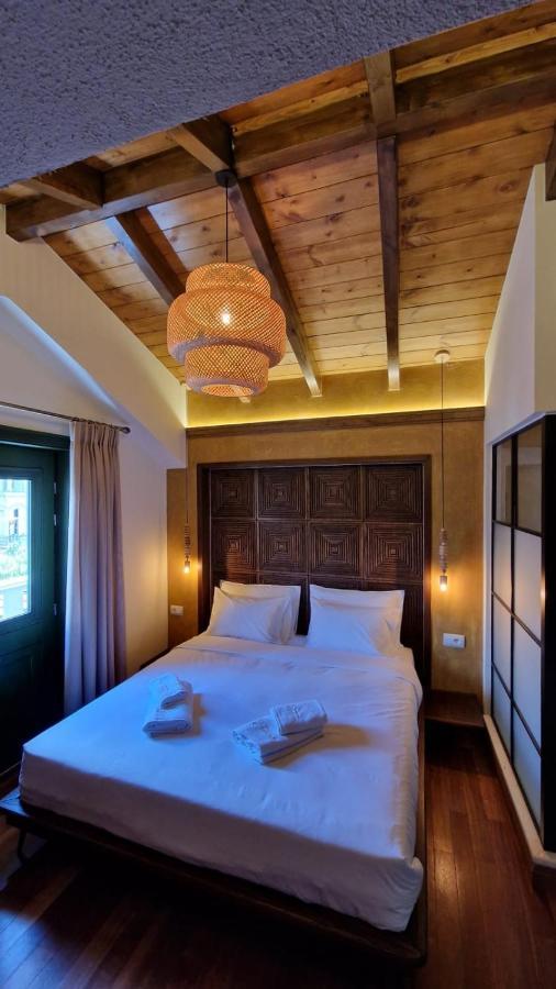 Bujtina Behram Hotel Korça Kültér fotó